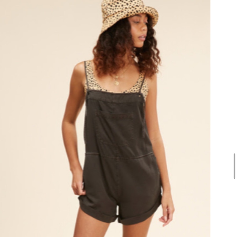 Billabong Charcoal Apparel